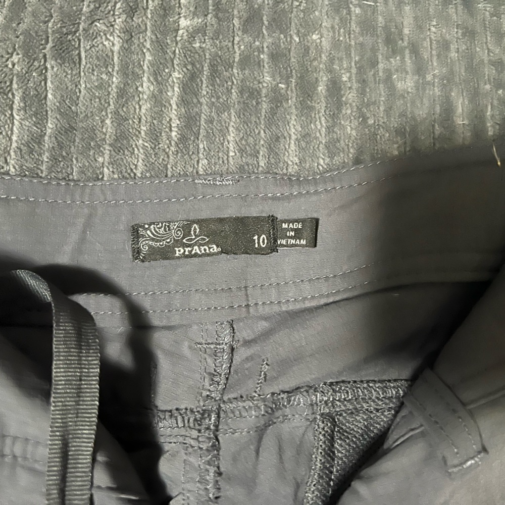 Cargo pants - Picture 2 of 2